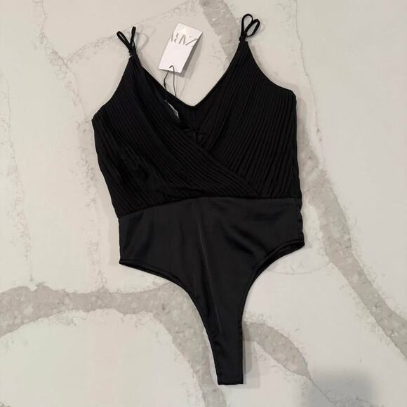 Zara NWT Pleated Draped Plunge Bodysuit Womens XS Spaghetti Straps Back Buttons - Picture 8 of 10